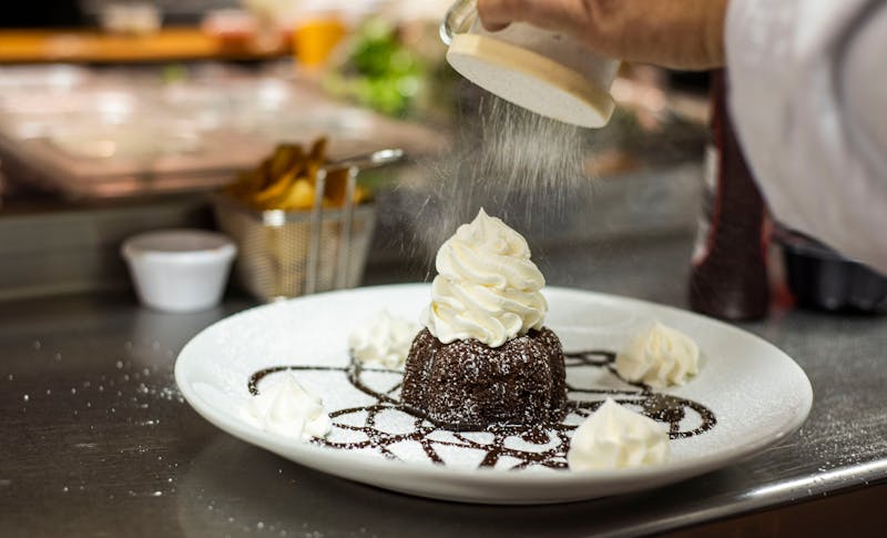 Chocolate Fondente warm dark chocolate cake with gelato